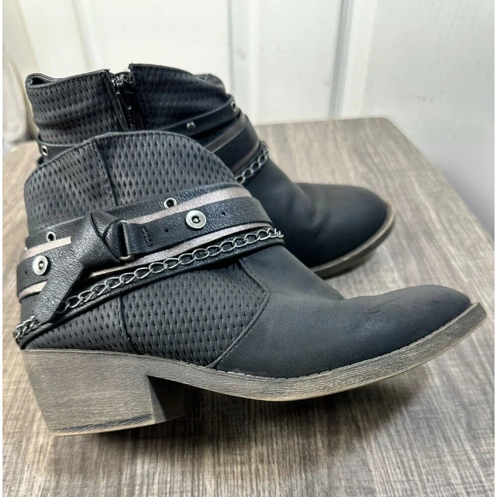 Kohls RedBud Ankle Boot Womens 6 Medium Black Faux Leather Biker Rock Goth Rebel